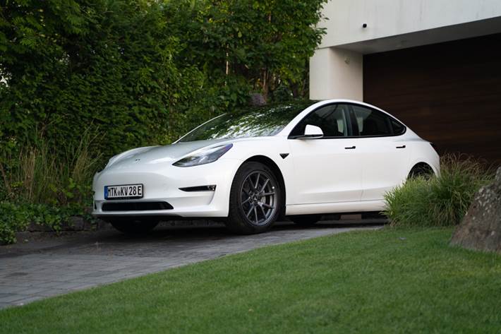 undefined Tesla Model 3 fra 2022