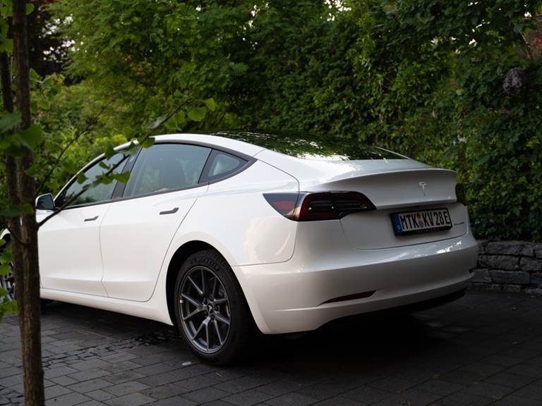 Tesla Model 3 Long Range