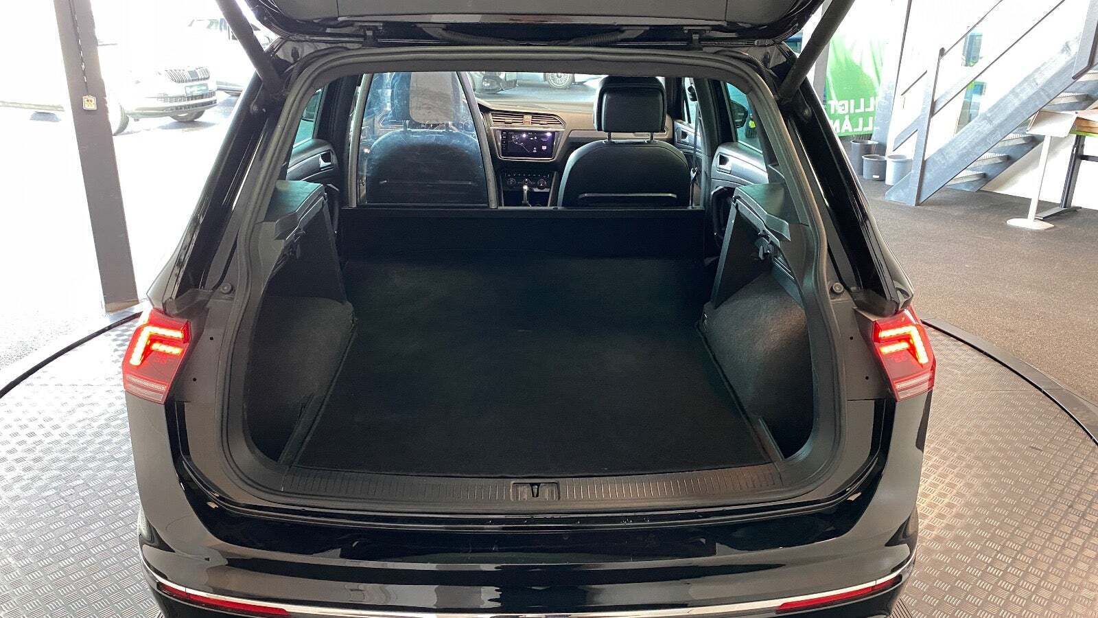 Sort VW Tiguan fra 2018