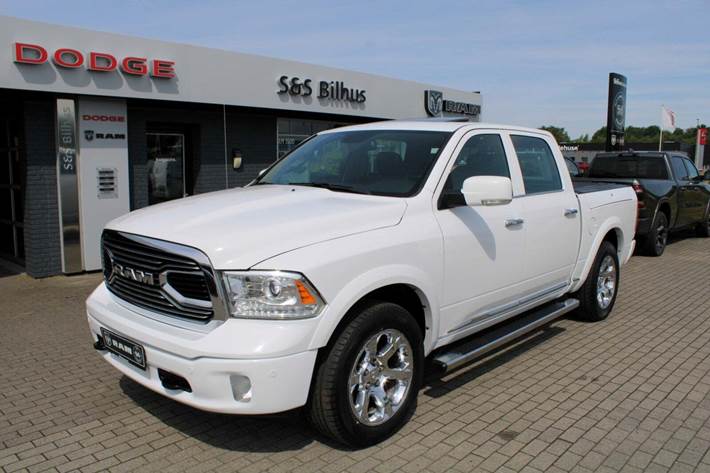 Hvid Dodge RAM 1500 fra 2018