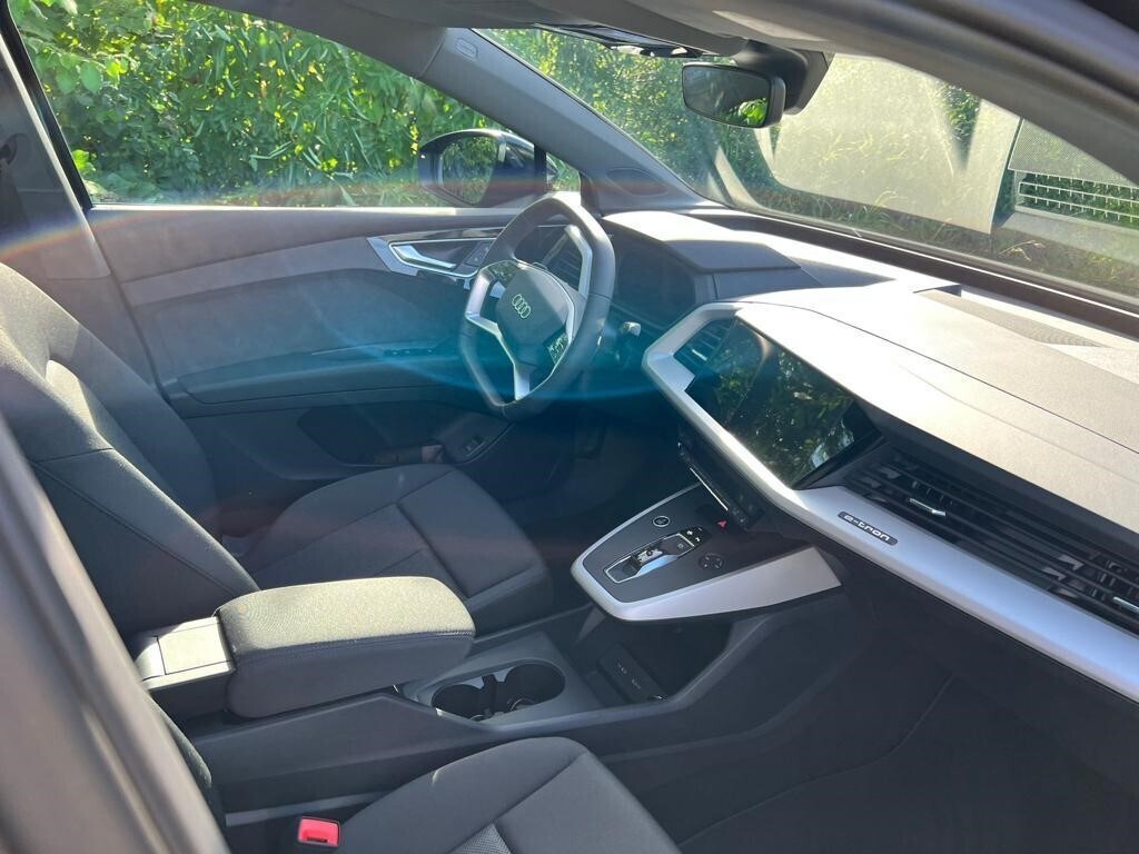 Sort Audi Q4 e-tron fra 2022