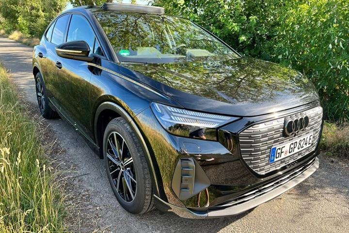 Sort Audi Q4 e-tron fra 2022
