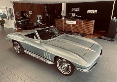 Chevrolet Corvette 5,8 V8 327cui. Convertible