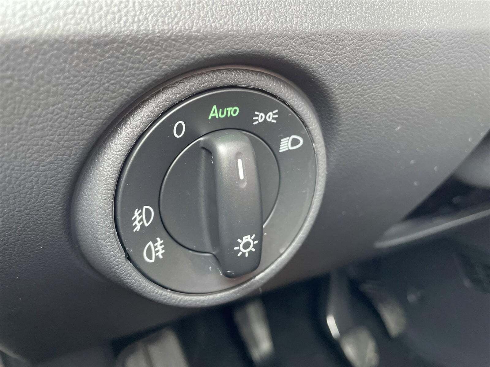 Hvid Skoda Citigo fra 2018