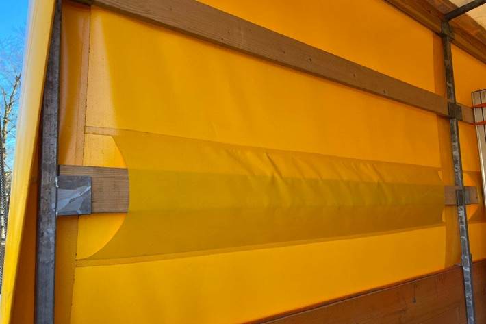 Orange Bedford TK860 fra 1977