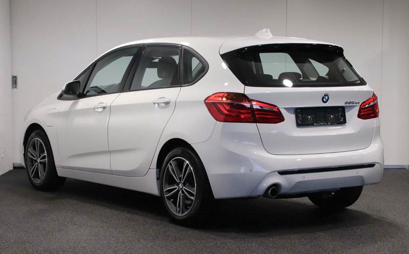 BMW 225xe