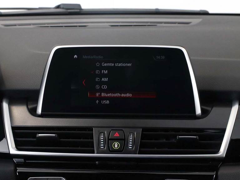 BMW 225xe