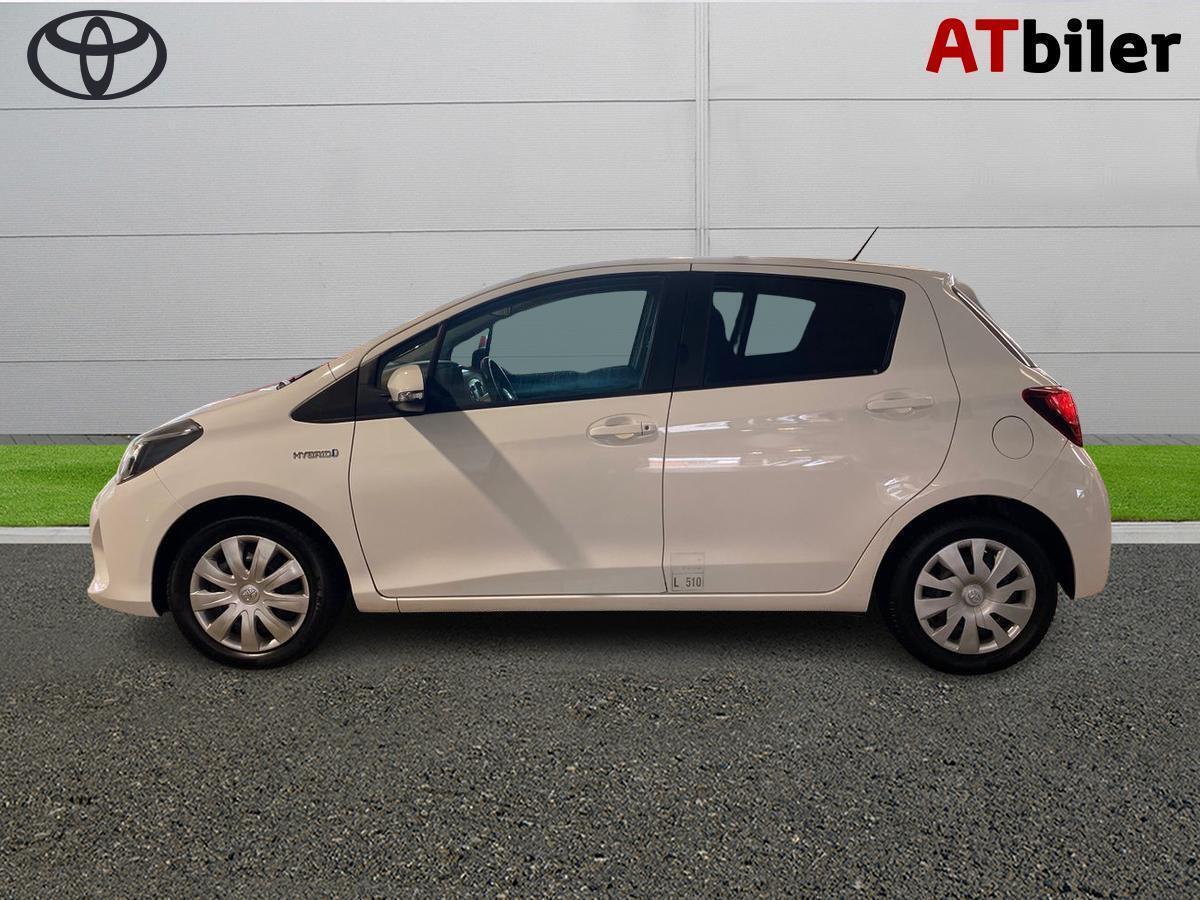 Hvid Toyota Yaris fra 2016