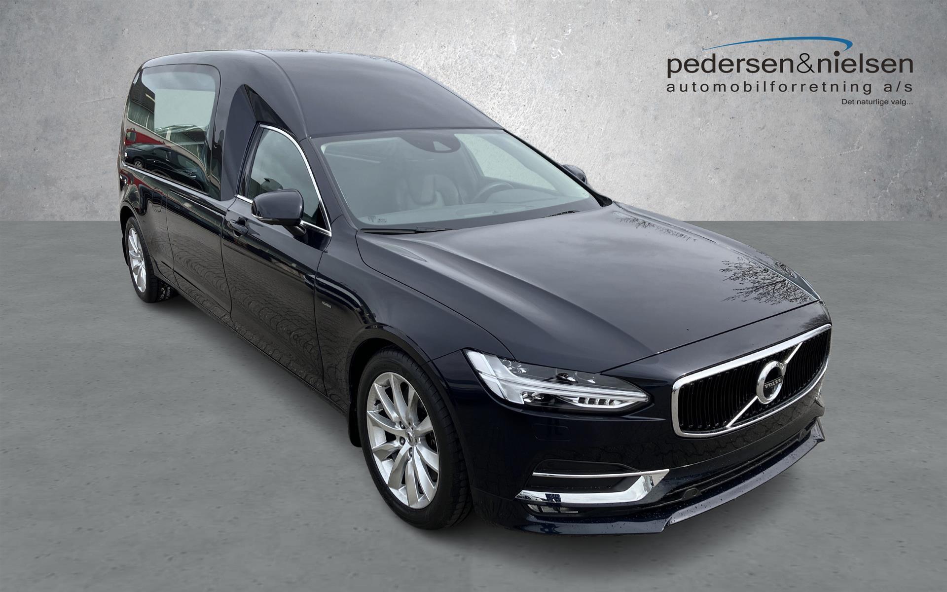 Blå Volvo V90 fra 2018