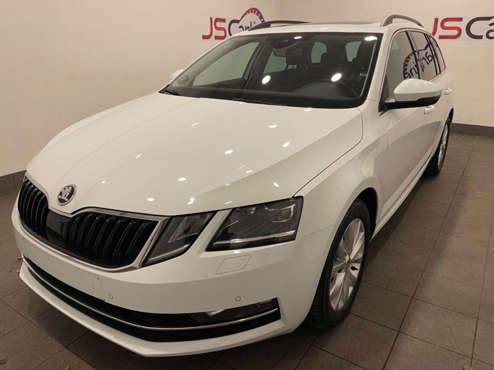 Skoda Octavia 2,0 TDi 150 Style Business Combi DSG