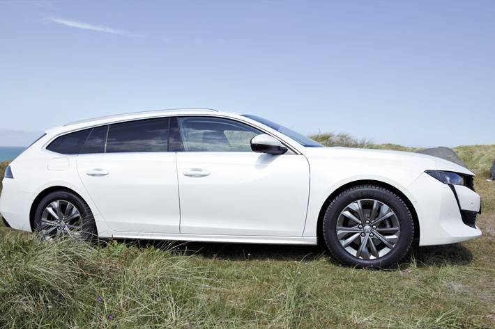 Hvid Peugeot 508 fra 2020