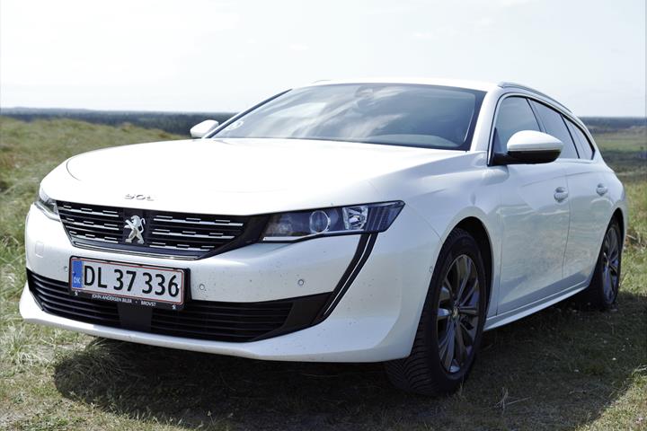Hvid Peugeot 508 fra 2020