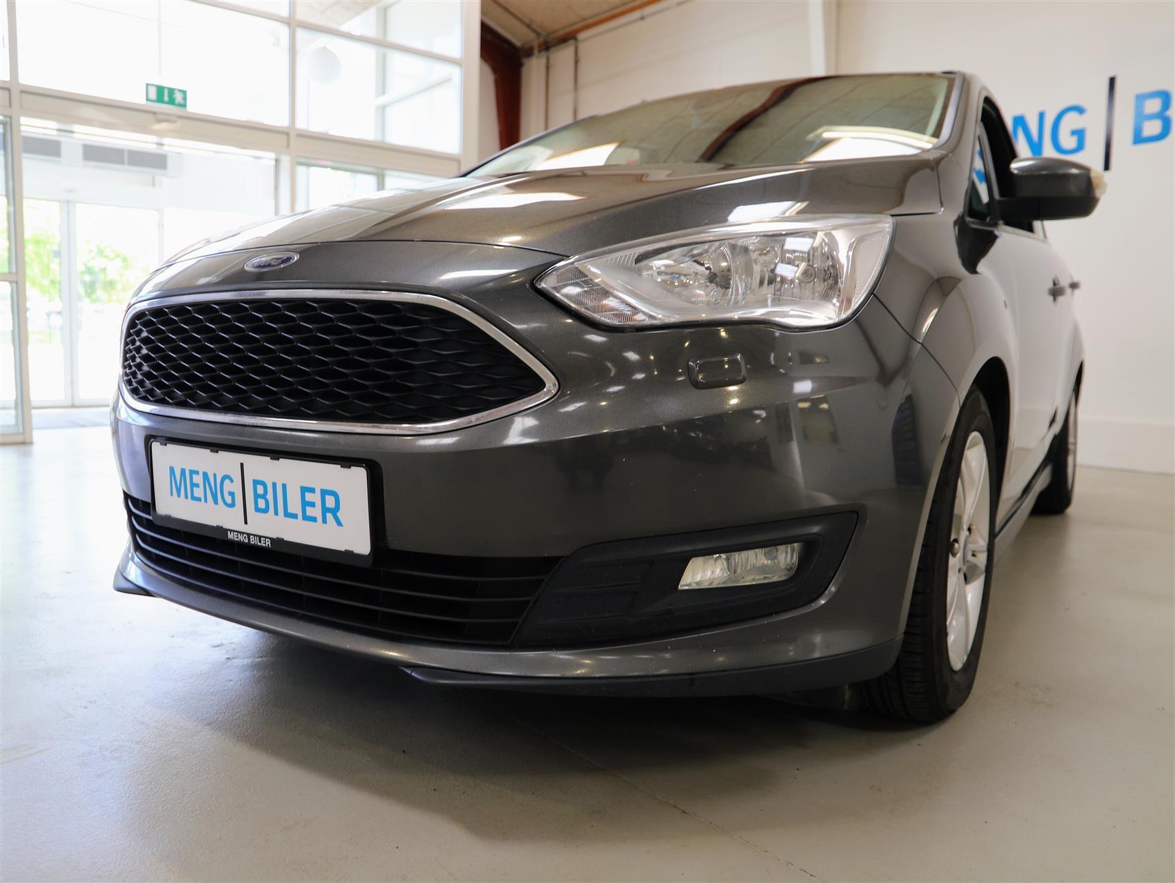 Grå Ford C-MAX fra 2016