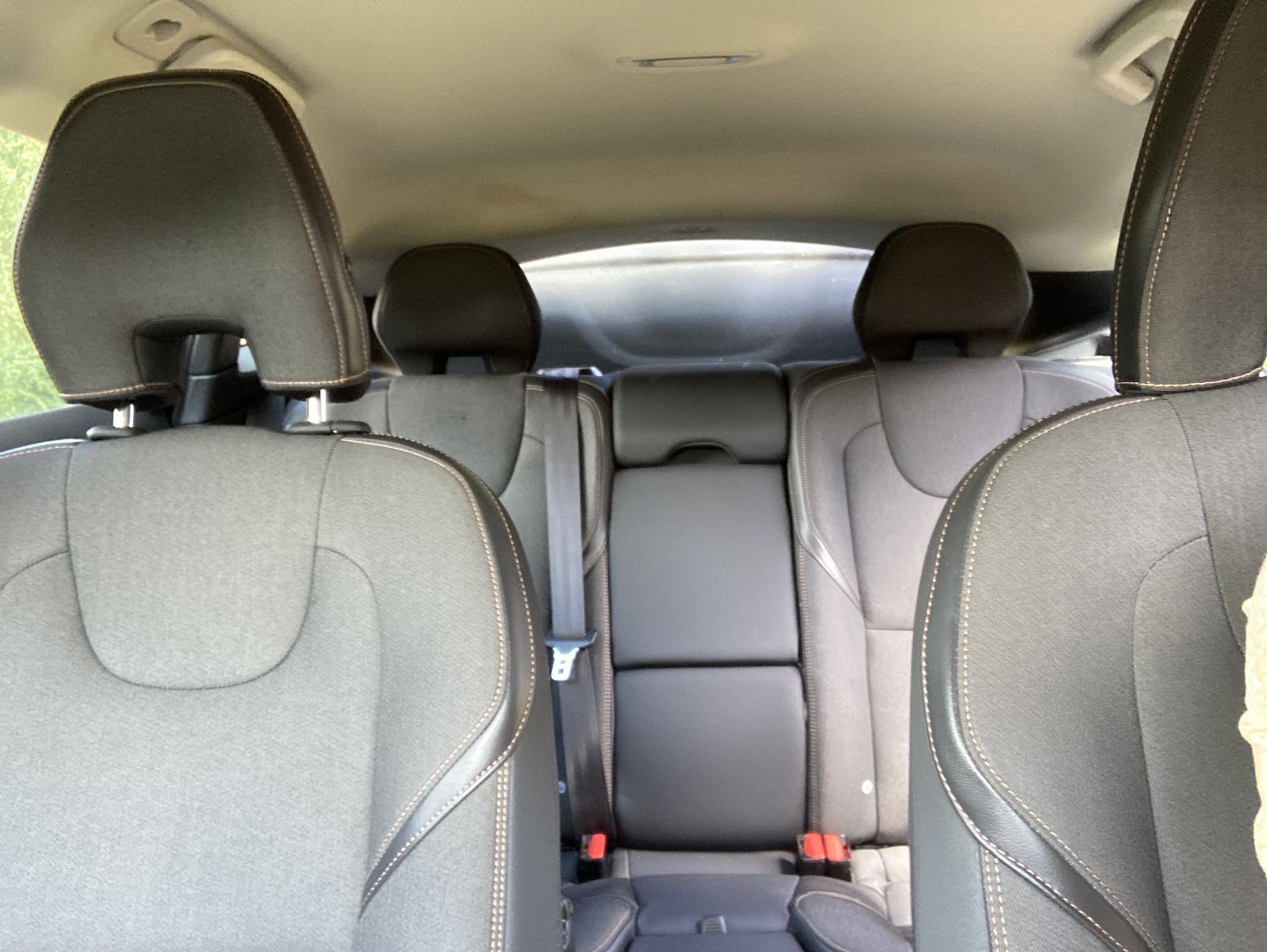 Grå Volvo V40 fra 2013