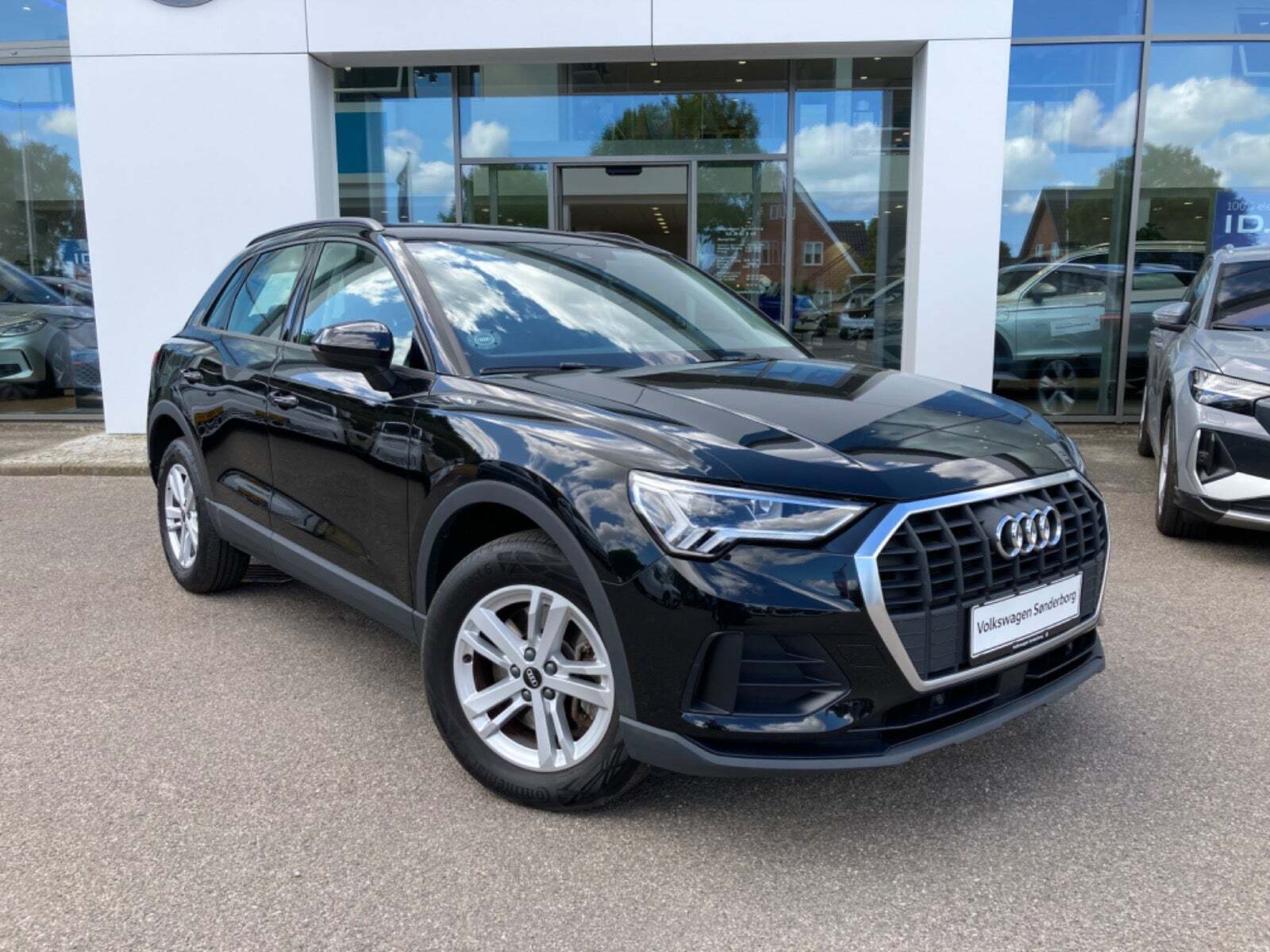 Sort Audi Q3 fra 2022