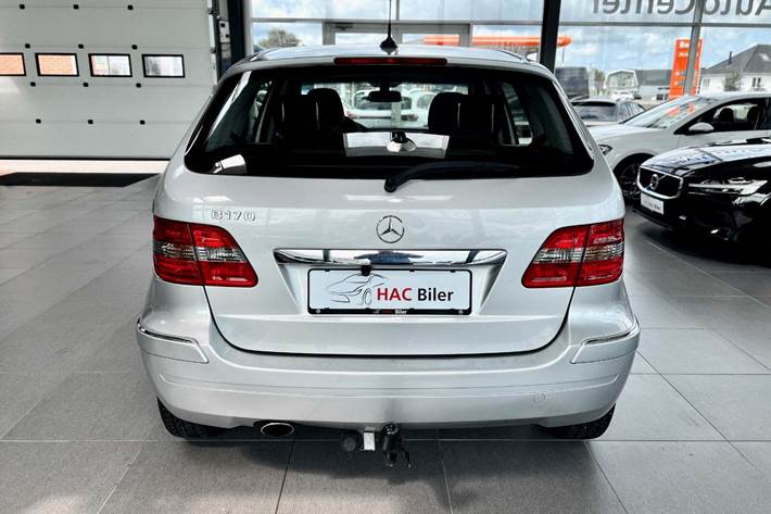 Grå Mercedes B170 fra 2007