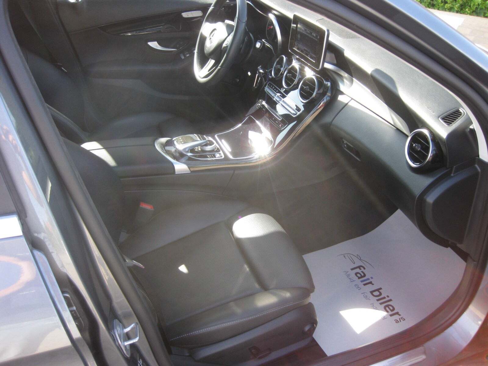 Mercedes C200 2,0 stc. aut.