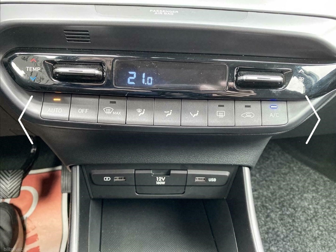 Hvid Hyundai i20 fra 2021