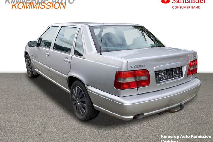 Sølv Volvo S70 fra 1998