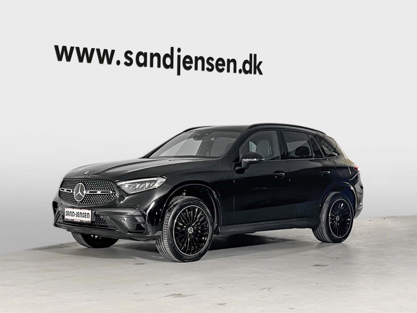 Sort Mercedes GLC300 e fra 2023