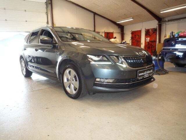 Skoda Octavia 2,0 TDi 150 Style Combi DSG