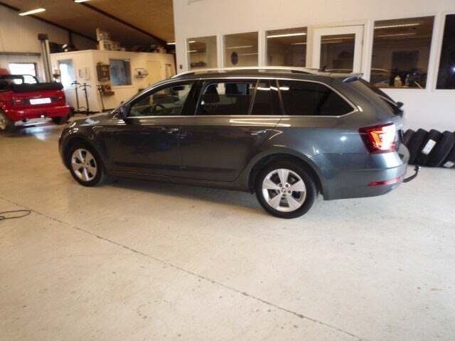 undefined Skoda Octavia fra 2018