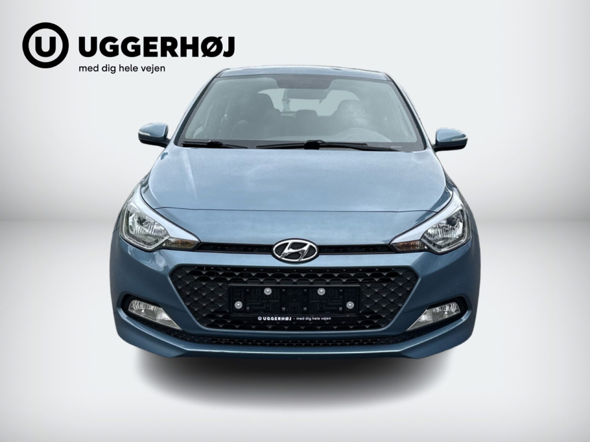Blå Hyundai i20 fra 2018