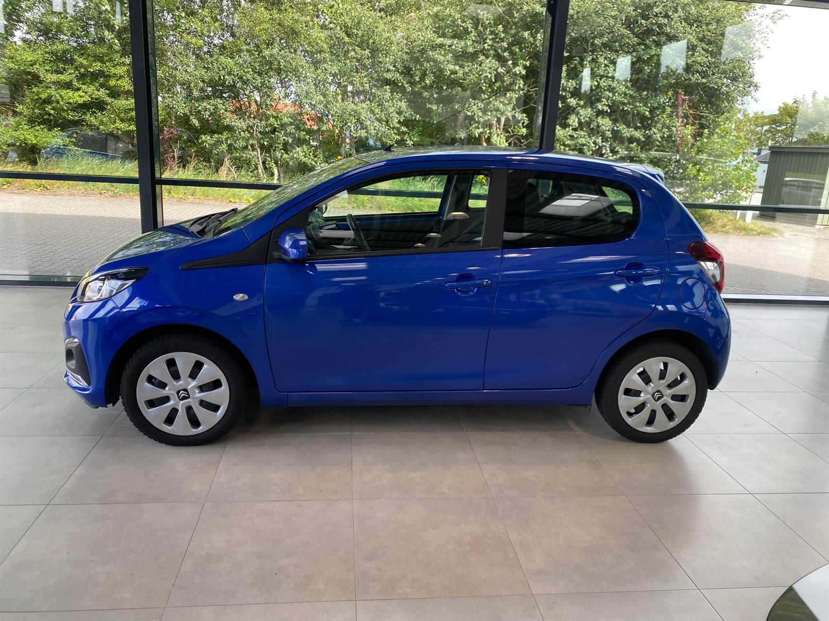 Blå Peugeot 108 fra 2019