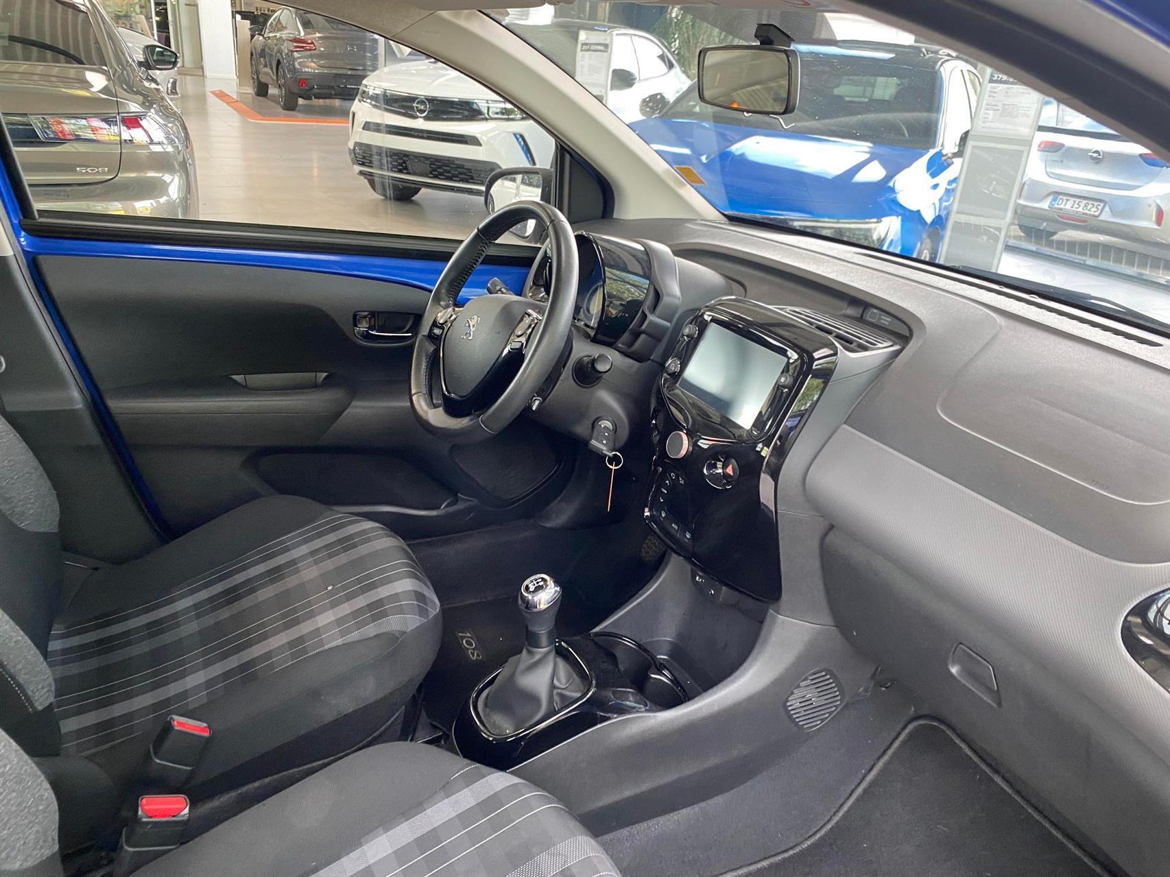 Blå Peugeot 108 fra 2019
