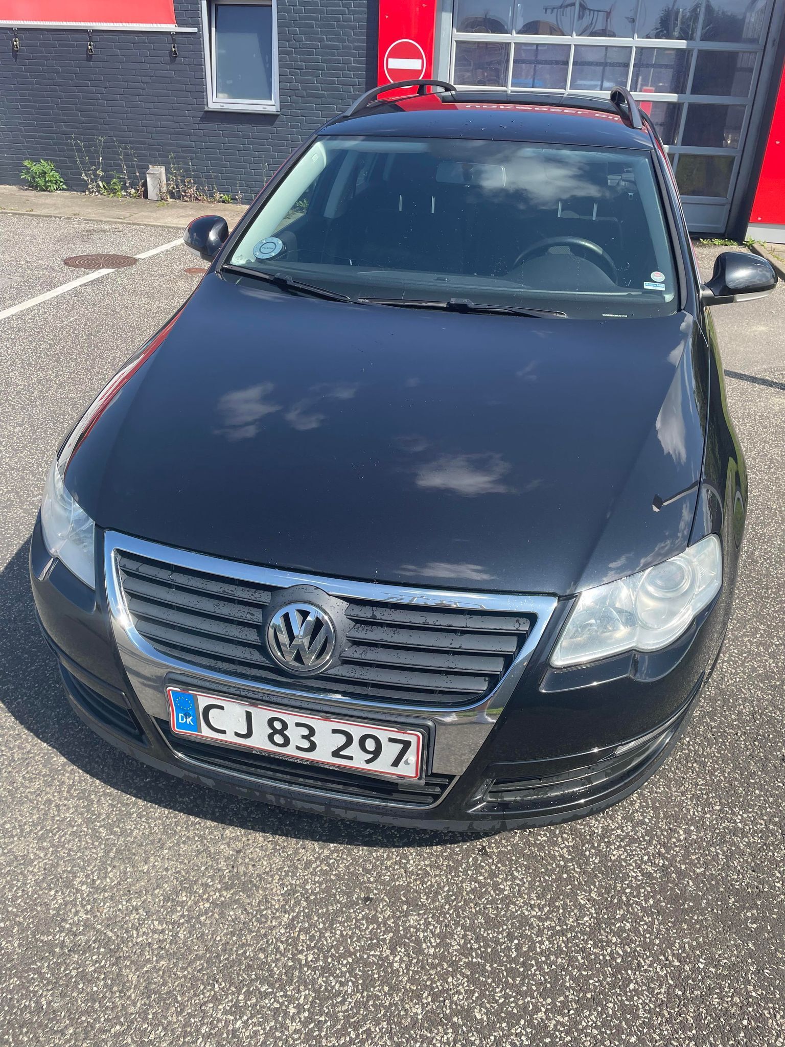 Sort VW Passat fra 2007