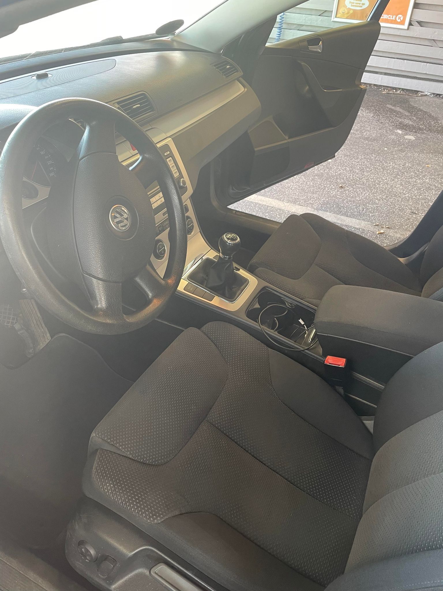 Sort VW Passat fra 2007