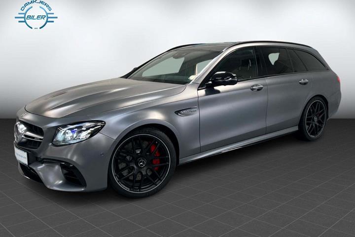 Grå Mercedes E63 fra 2017