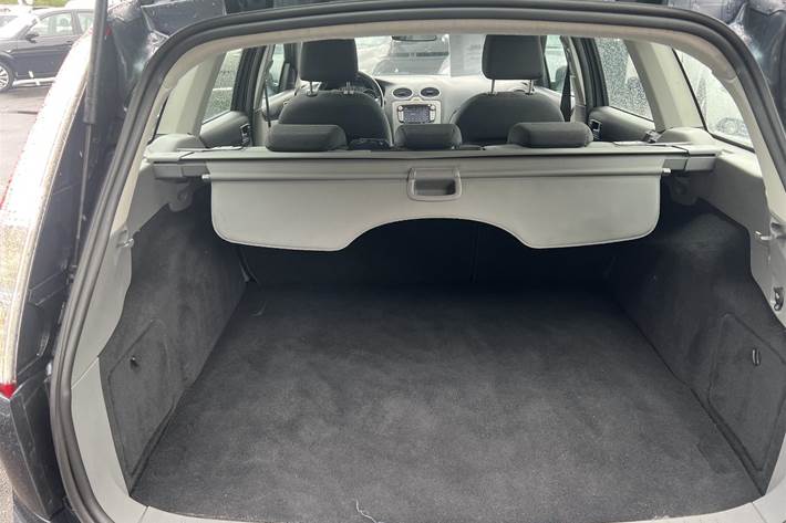 Sort Ford Focus fra 2010