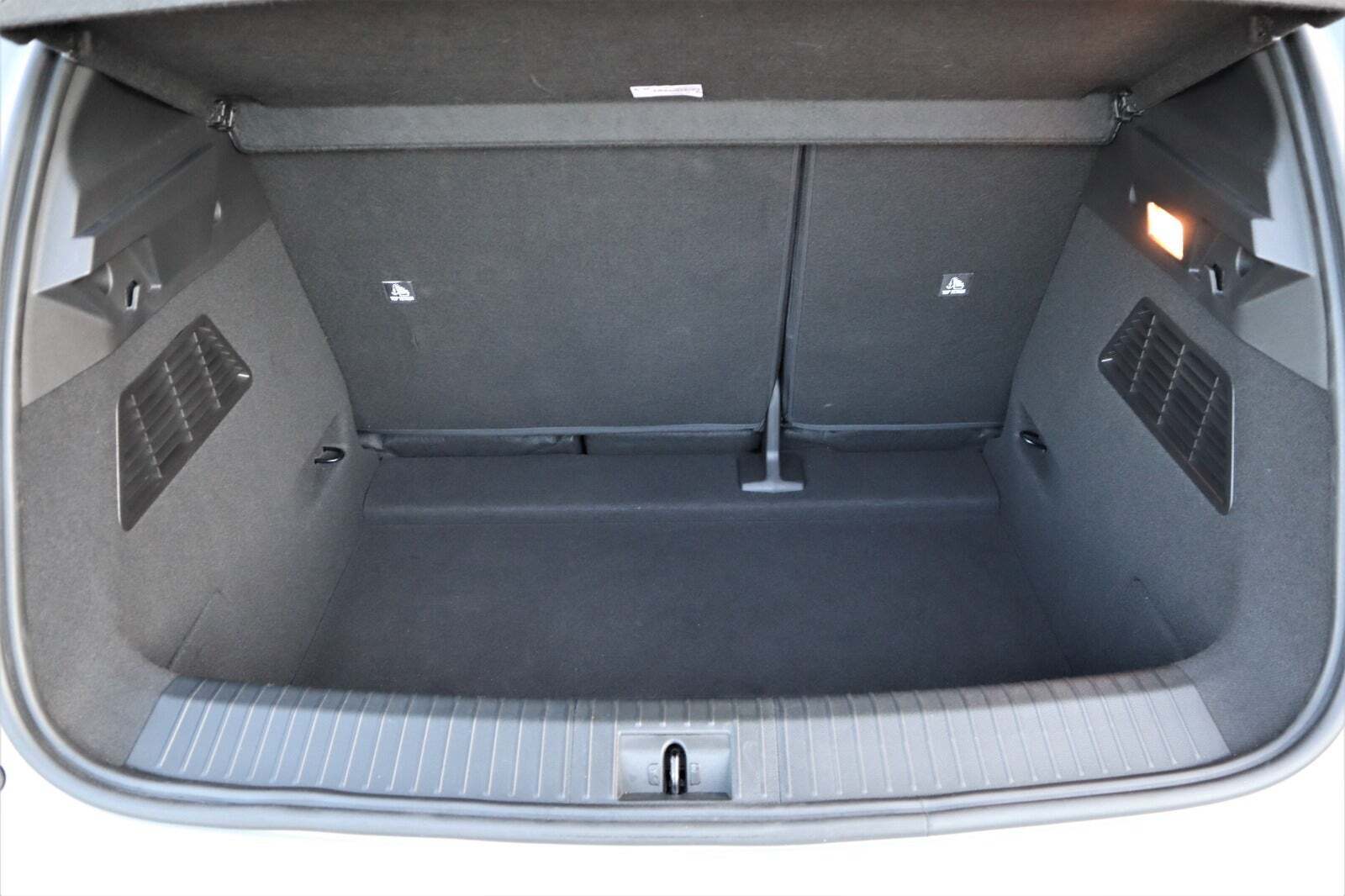 Grå Renault Megane E-Tech fra 2022