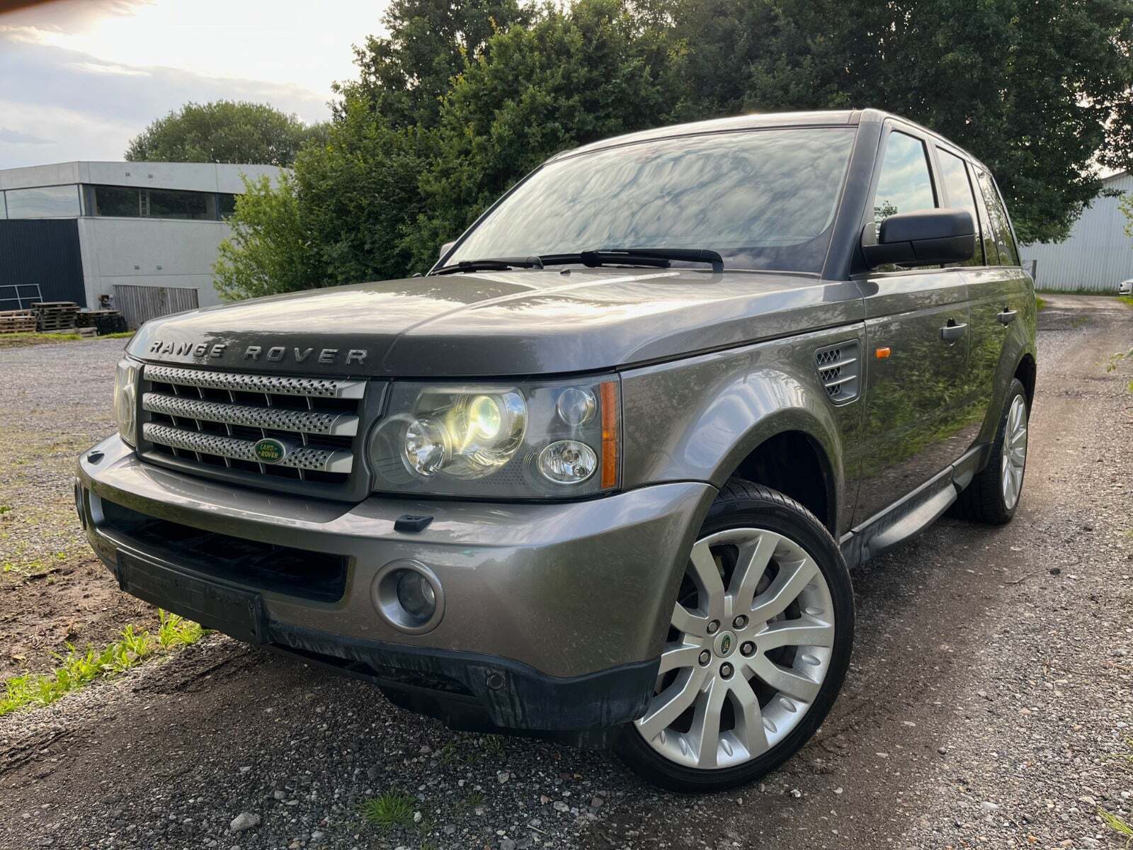 Gul Land Rover Range Rover sport fra 2008