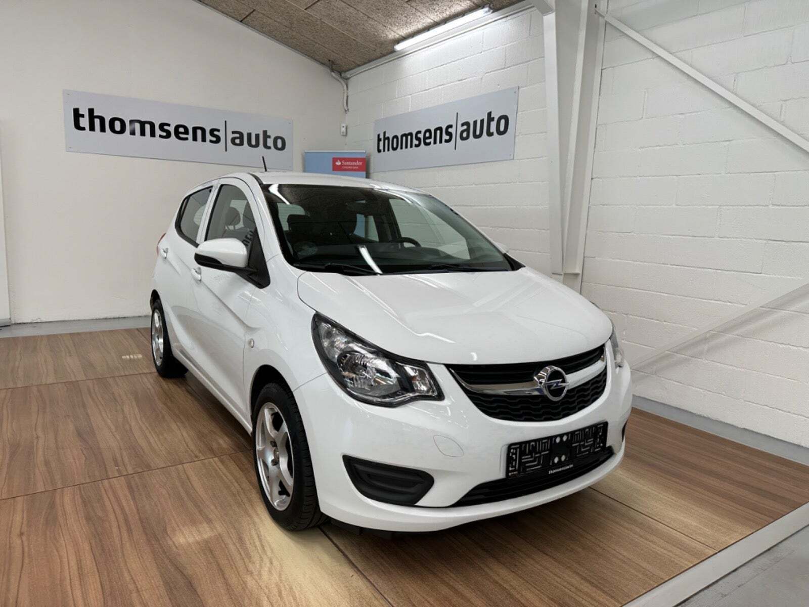 Hvid Opel Karl fra 2016
