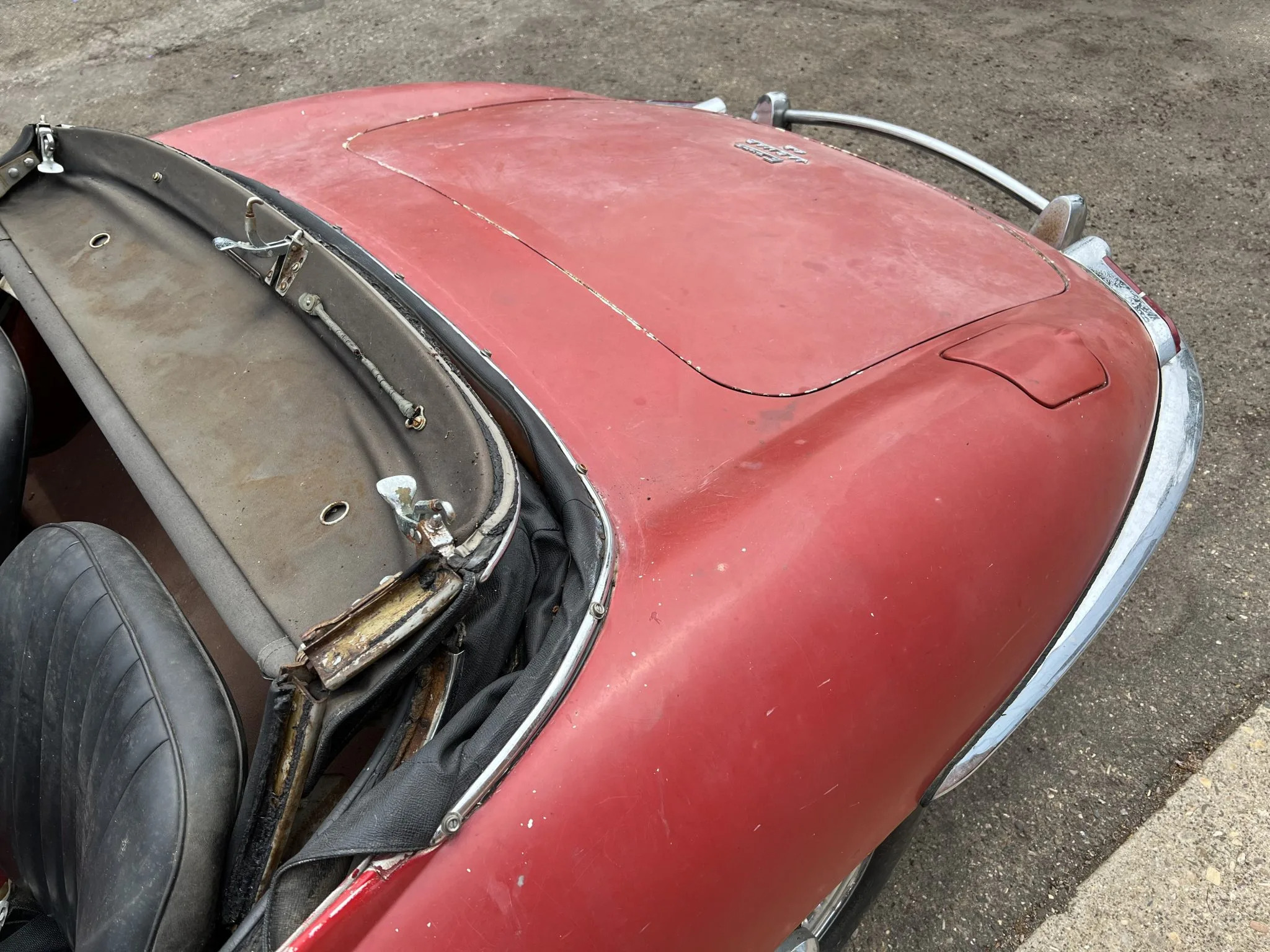 undefined Jaguar E-Type fra 1966