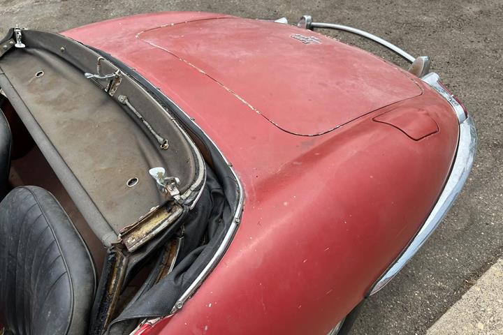 undefined Jaguar E-Type fra 1966