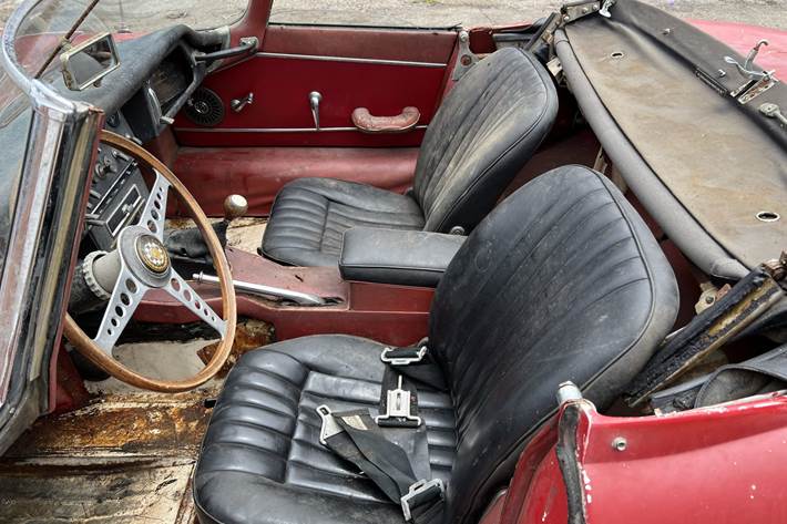 undefined Jaguar E-Type fra 1966