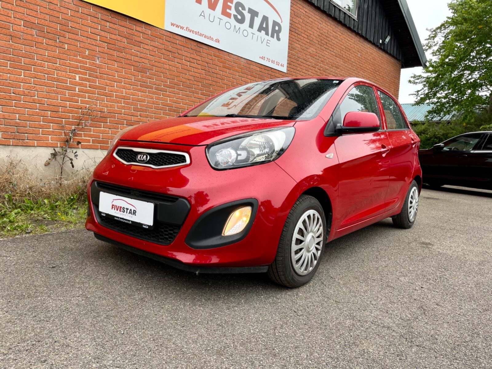 Rød Kia Picanto fra 2013