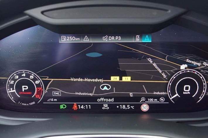 Grå Audi RS Q8 fra 2020