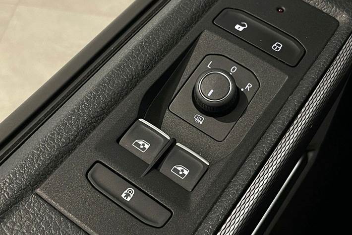 Hvid VW California fra 2020