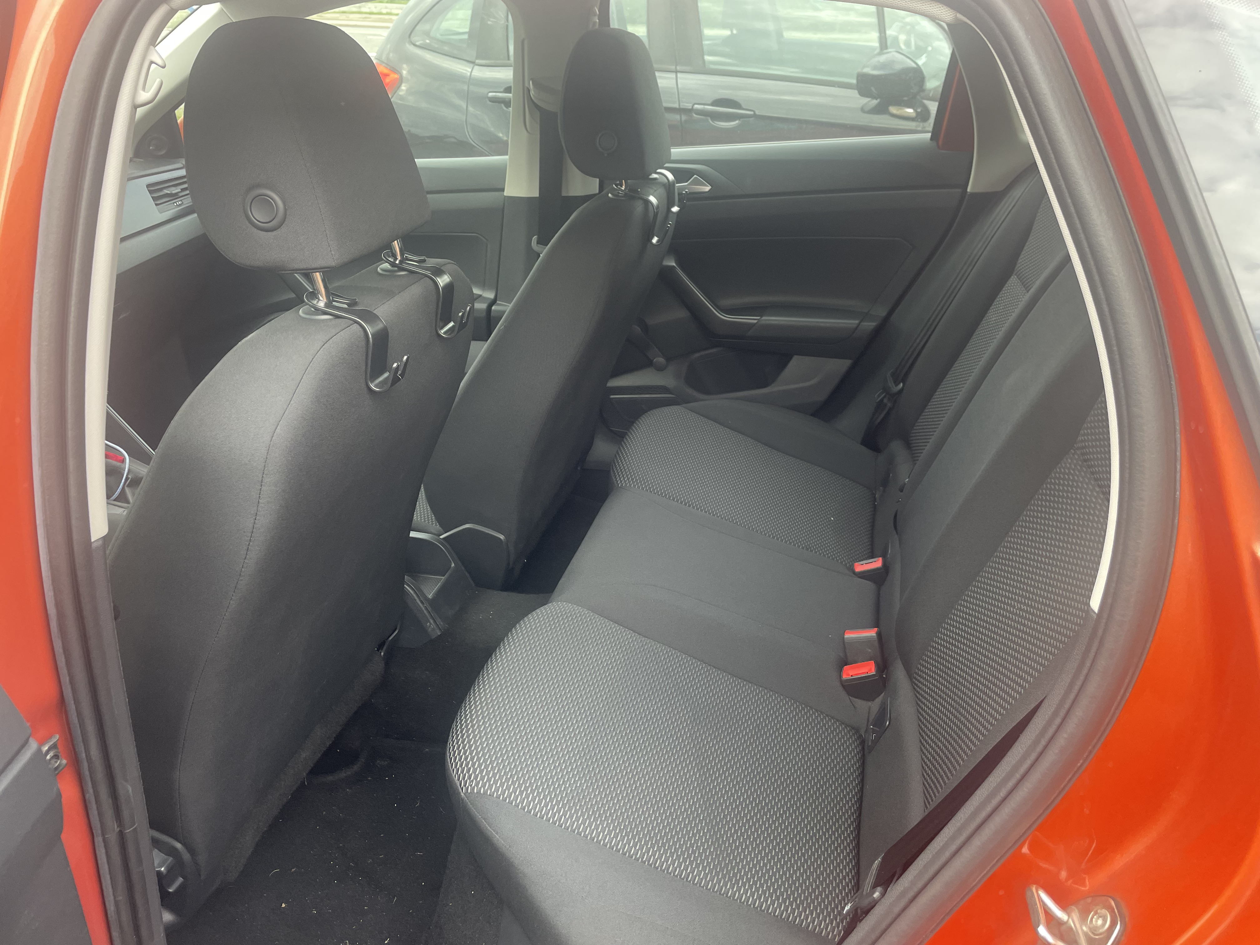 Orange VW Polo fra 2018