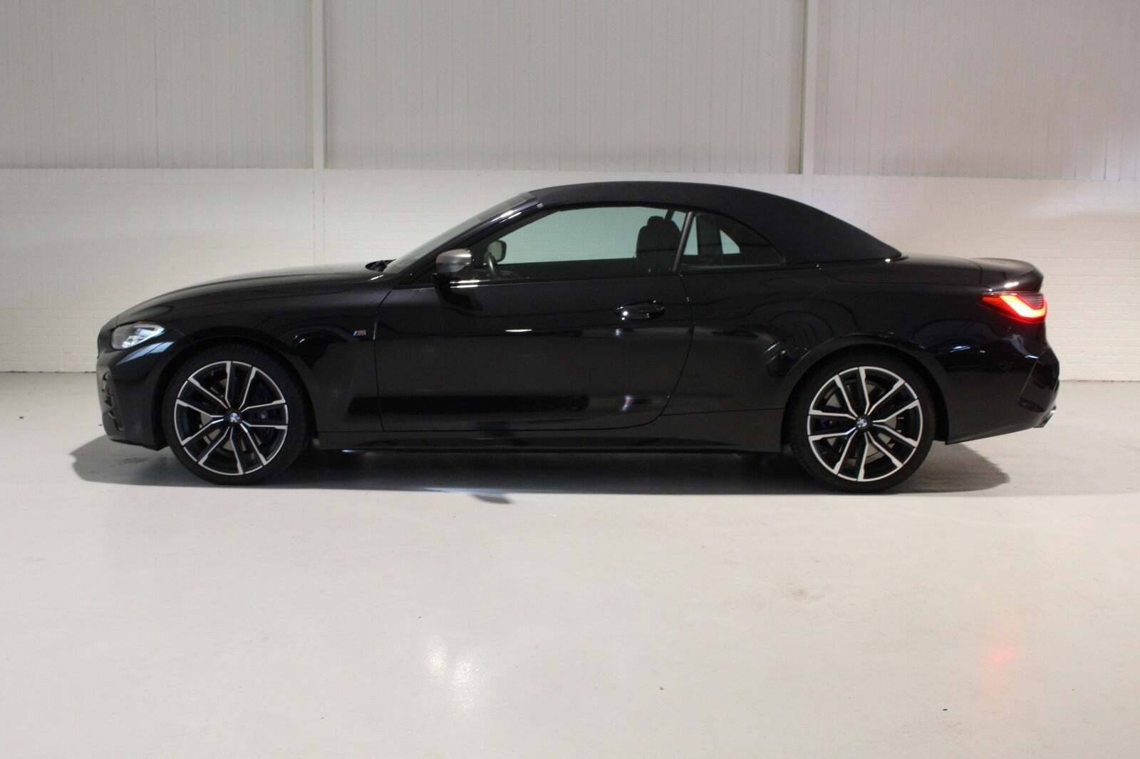 BMW M440i
