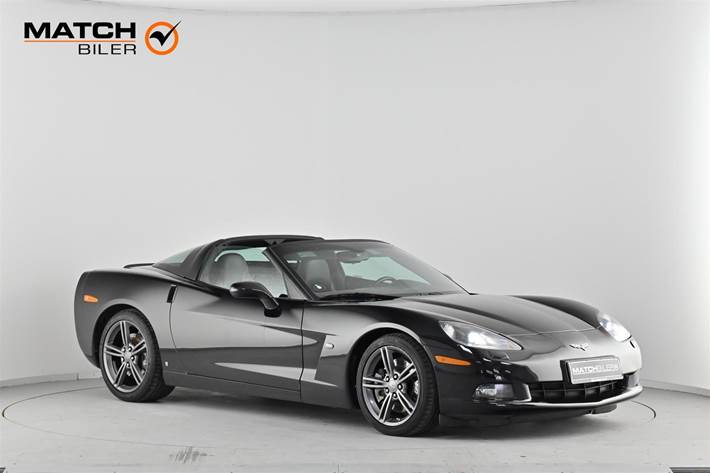 Sort Chevrolet Corvette fra 2011
