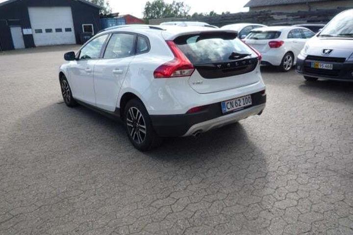 undefined Volvo V40 CC fra 2018 set udefra