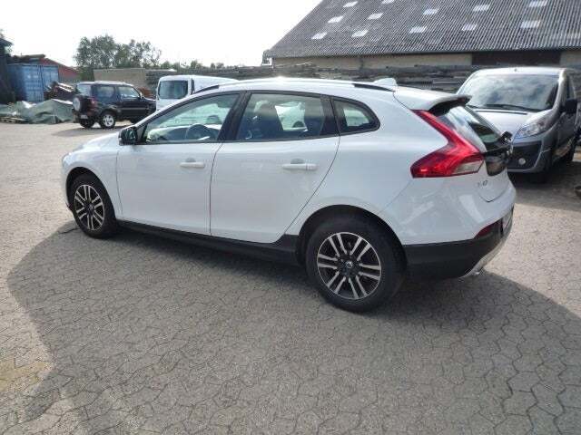 undefined Volvo V40 CC fra 2018 set udefra