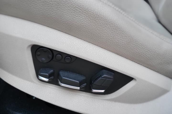 Sort BMW 525 fra 2010