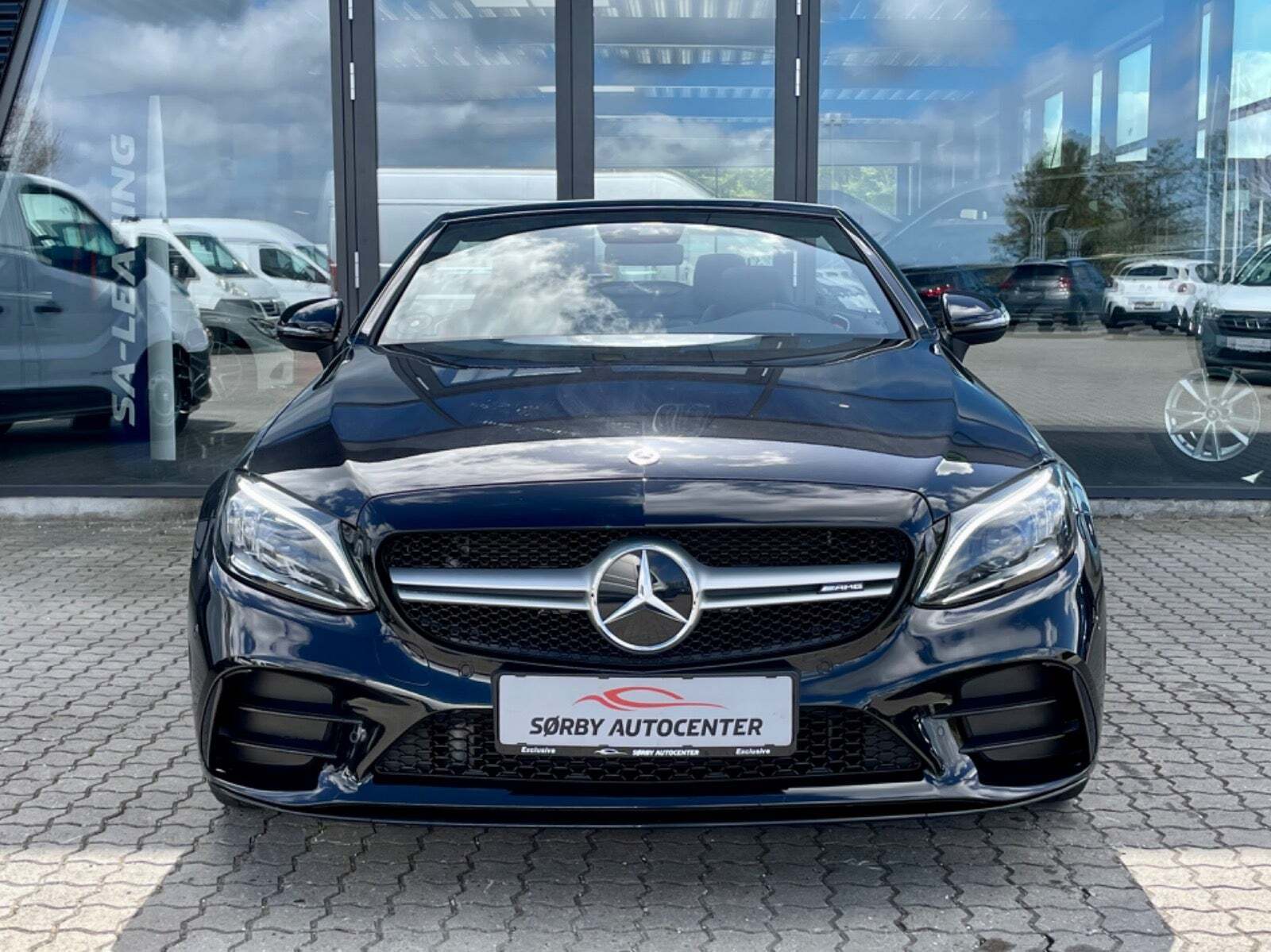 Sort Mercedes C43 fra 2019