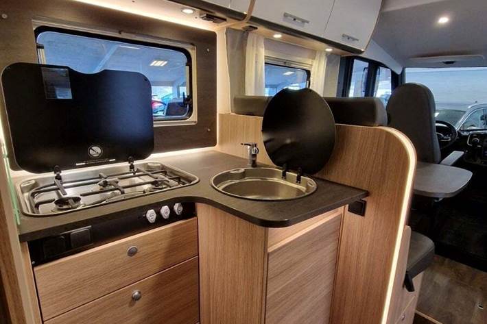 Hvid Fiat Sunlight fra 2022